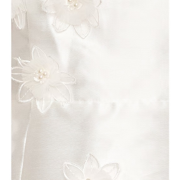 New with tags ELLIATT Elder Dress in White - Picture 3 of 7